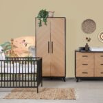 Babykamer Venice Fishbone Luxe Black + Ledikant Basic Open Black