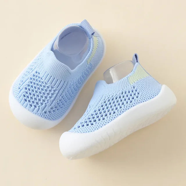 image_18__Kids_Shoes_Casual_Breathable_Infant_Baby_Children_Girls_Boys_Mesh_Sneakers_Soft_Bottom_Comfortable_Non_Slip_7 HappyFeet Comfy™ - Stevige antislipzool - Kinder Sneakers Blauw / 13 (9-12 maanden) | Educatief Speelgoed - Afbeelding 1