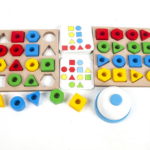 Woods™ - Ontwikkel de hand-oog coördinatie! - Vormenspel Set van 2 + GRATIS'Halli Galli'Bel | Educatief Speelgoed