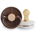 Fopspeen FRIGG Little Viking 0-6mnd Cocoa/Cream 2st