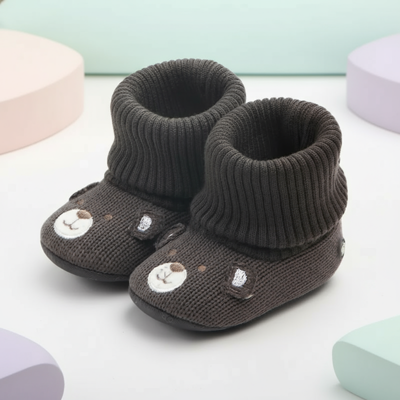 1_214b2971-cbdf-4b14-8b53-2a2c3a156261 TinyWarm– Zacht&Beschermend– Slofjes voor Baby’s Donkergrijze / 12 (3–6 maanden) | Educatief Speelgoed - Afbeelding 1