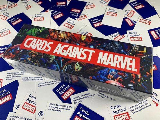 Cards Against Marvel - Kaartspel|Partyspel Cards Against Marvel - Kaartspel|Partyspel - Afbeelding 1
