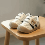KinderMove– Stevig&Soepel– Klittenband Sneakers met berenmotief Zwart / 22 (2–2.5 jaar) | Educatief Speelgoed