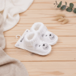 Mini Fashion– Gebreide Baby Sloffen (3-6 maanden) White Polar Bear | Educatief Speelgoed