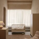 Babykamer Quax Tsugi Butter 70x140 met 2-deurs kast