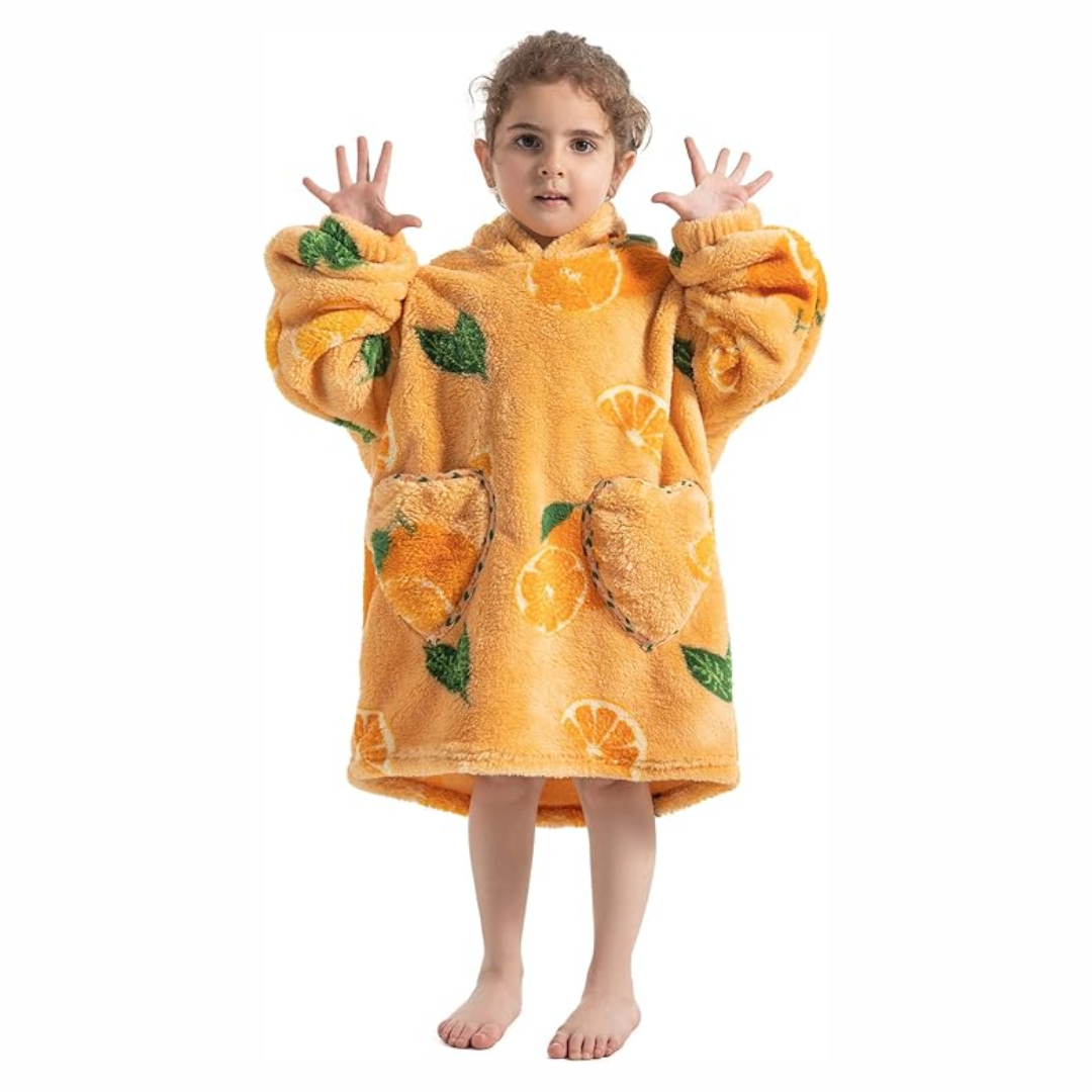 10_6c20b09c-867a-425d-b576-911863a27106 HappySnug– Schattig en comfortabel – Kinderdeken met capuchon One Size (1-3 jaar) / Oranje | Educatief Speelgoed - Afbeelding 1
