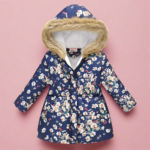 CozyTrend– Elegant&Knus– Gewatteerde Winterjas voor meisjes Marine klein gebloemd / 110 (4-5 jaar) | Educatief Speelgoed