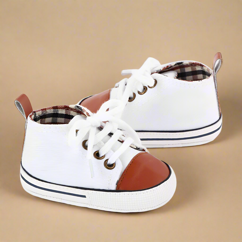 29_bb96b124-cf28-4ced-b37a-c88b345358f5 BabyStride– Ademend&Flexibel–'Eerste stapjes'Sneakers Witbruin vlekje / 12 ( 6–12 maanden) | Educatief Speelgoed - Afbeelding 1