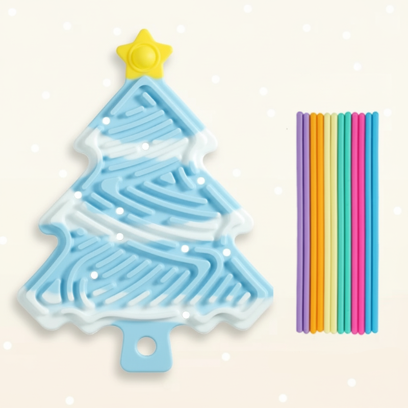 3_07c82d1a-b994-4959-97cb-28d14f4f4480 FidgetFrost– Speels&Zacht– Siliconen Busy Board Blauwe Kerstboom | Educatief Speelgoed - Afbeelding 1