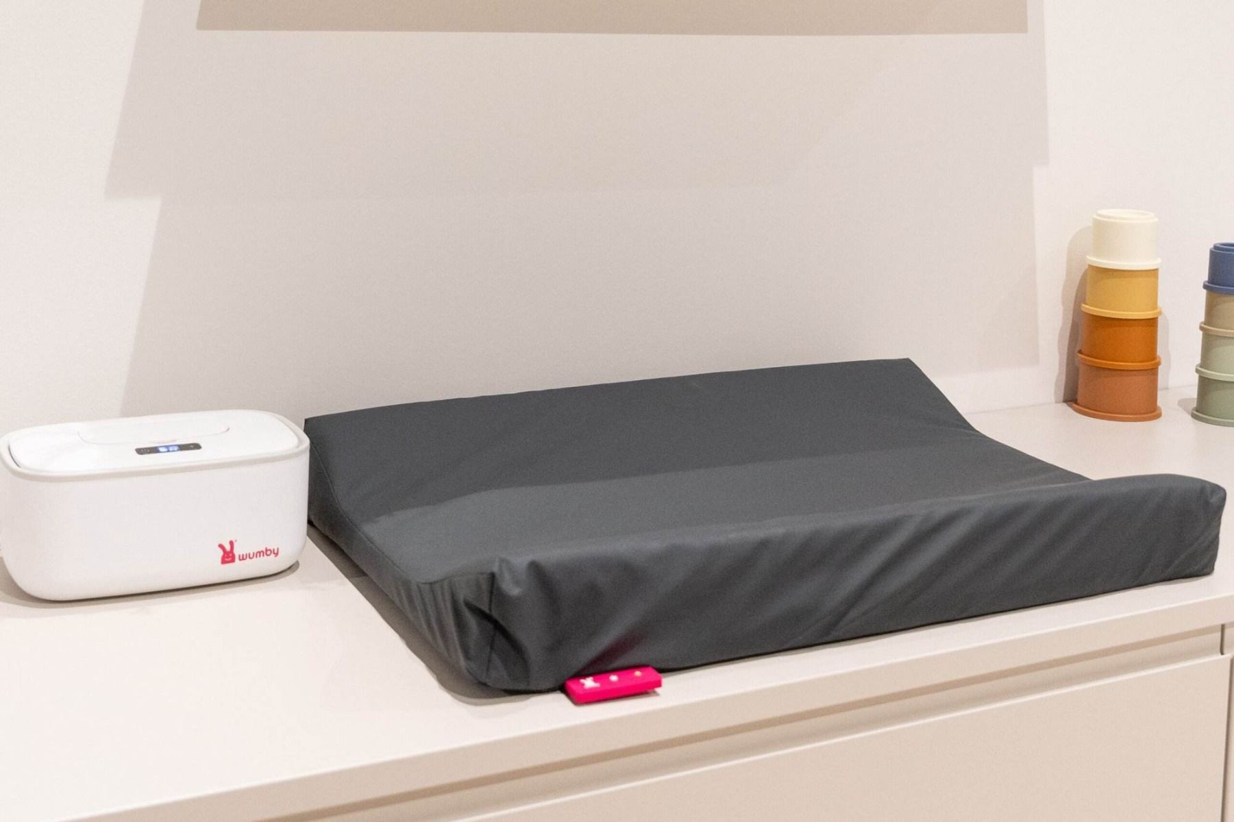 Aankleedkussen Wumby Verwarmd Charcoal/Antraciet Aankleedkussen Wumby Verwarmd Charcoal/Antraciet - Afbeelding 1