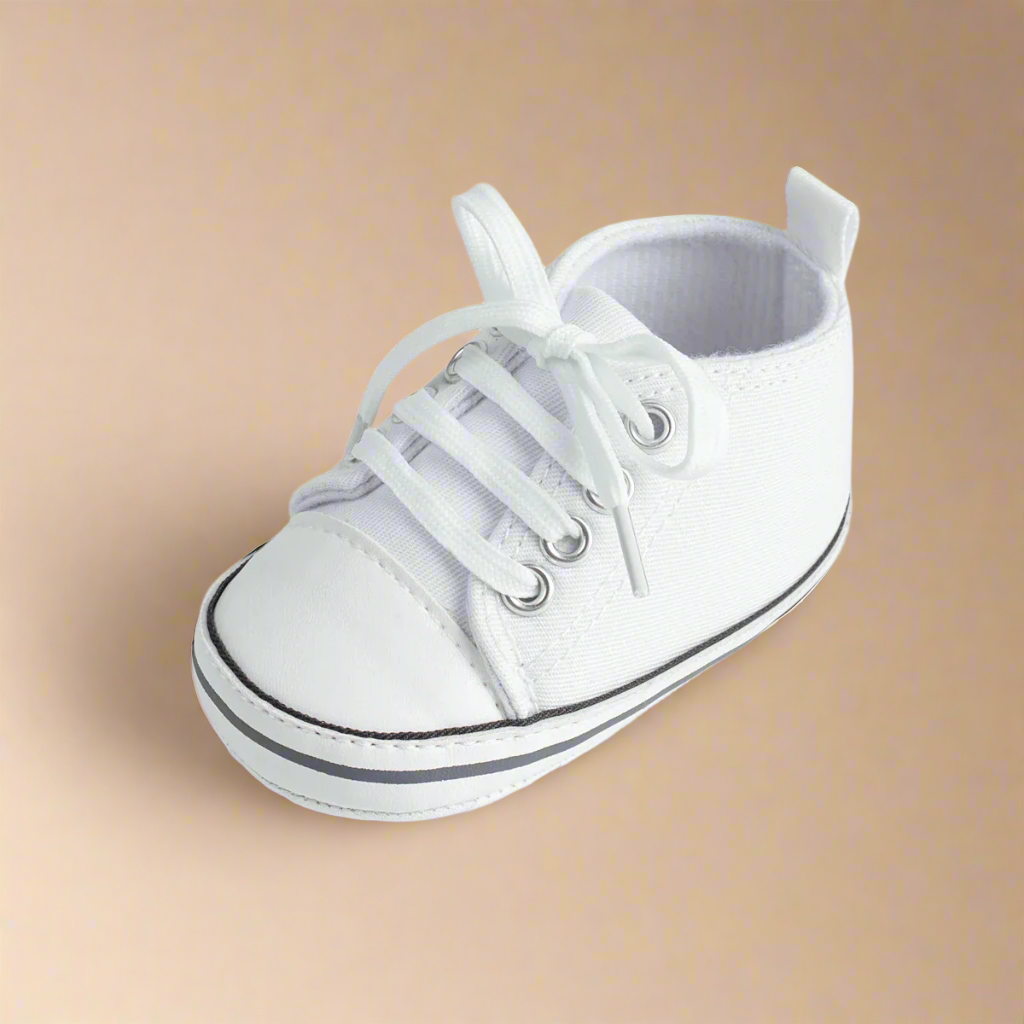 6_fdf34a7a-1883-47ff-ae31-38a825b01f31 LittleTrend– Schattig&Veilig– Baby Sneakers Wit / 0-6 maanden | Educatief Speelgoed - Afbeelding 1