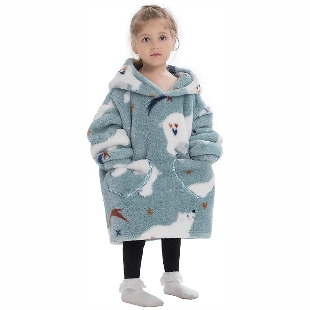 8_01254fd8-a98f-4ef3-bc7a-0bc061c9ae1a HappySnug– Schattig en comfortabel – Kinderdeken met capuchon One Size (1-3 jaar) / IJsbeer | Educatief Speelgoed - Afbeelding 1