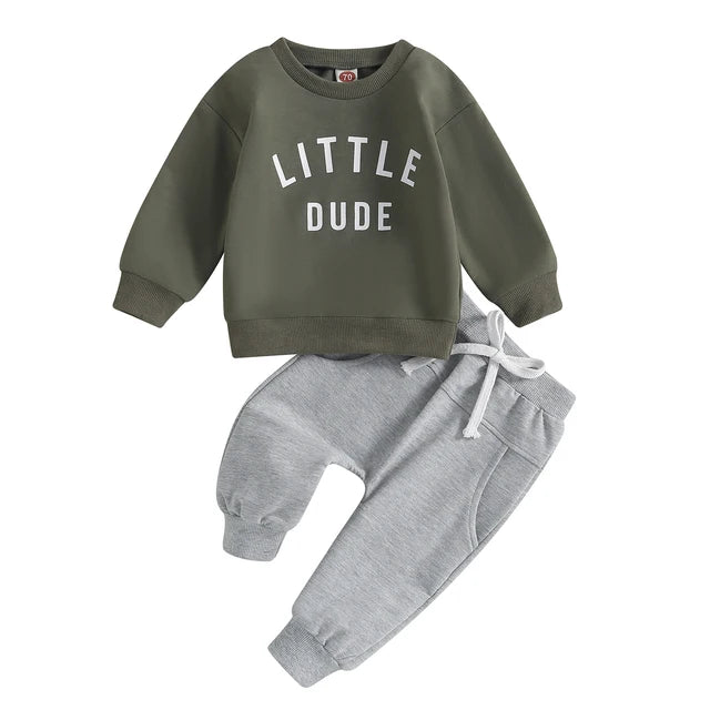 Autumn-Clothes-for-Boys-Kids-Outfits-Fashion-Letter-Print-Crew-Neck-Long-Sleeve-Sweatshirts-Tops-Pants.jpg_640x640_a20d0c50-928e-4f5e-86f2-7cf877a81457 Mini Fashion™ - Stoere'Little Dude'Set Katoen Leger groen / Maat 100 (18-24 maanden) | Educatief Speelgoed - Afbeelding 1