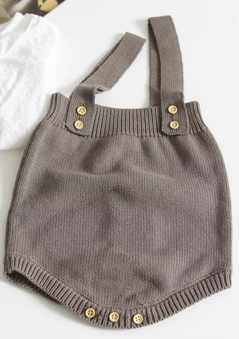 H2db039b158da4f68b0756e61d560bd2dE Mini Fashion™ - Schattige Gebreide Babyromper Khaki romper / 60 (0-6 maanden) | Educatief Speelgoed - Afbeelding 1