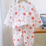 Mini Fashion™ - Luchtig Materiaal - Linnen Kleding Set Aardbeienkonijn / 100 (2-3 jaar) | Educatief Speelgoed