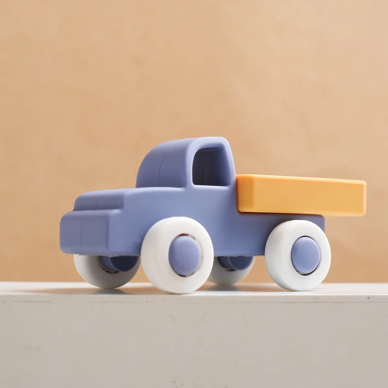 S290cd4507024480f806057d578263bddy Mini Motion™ – Rollen&Bijten– Silicone Voertuig Speelgoed Donker Blauwe Truck | Educatief Speelgoed - Afbeelding 1
