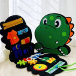 Toddler Busy Board™ - Sensorische Avonturen - Dino viltboek | Educatief Speelgoed