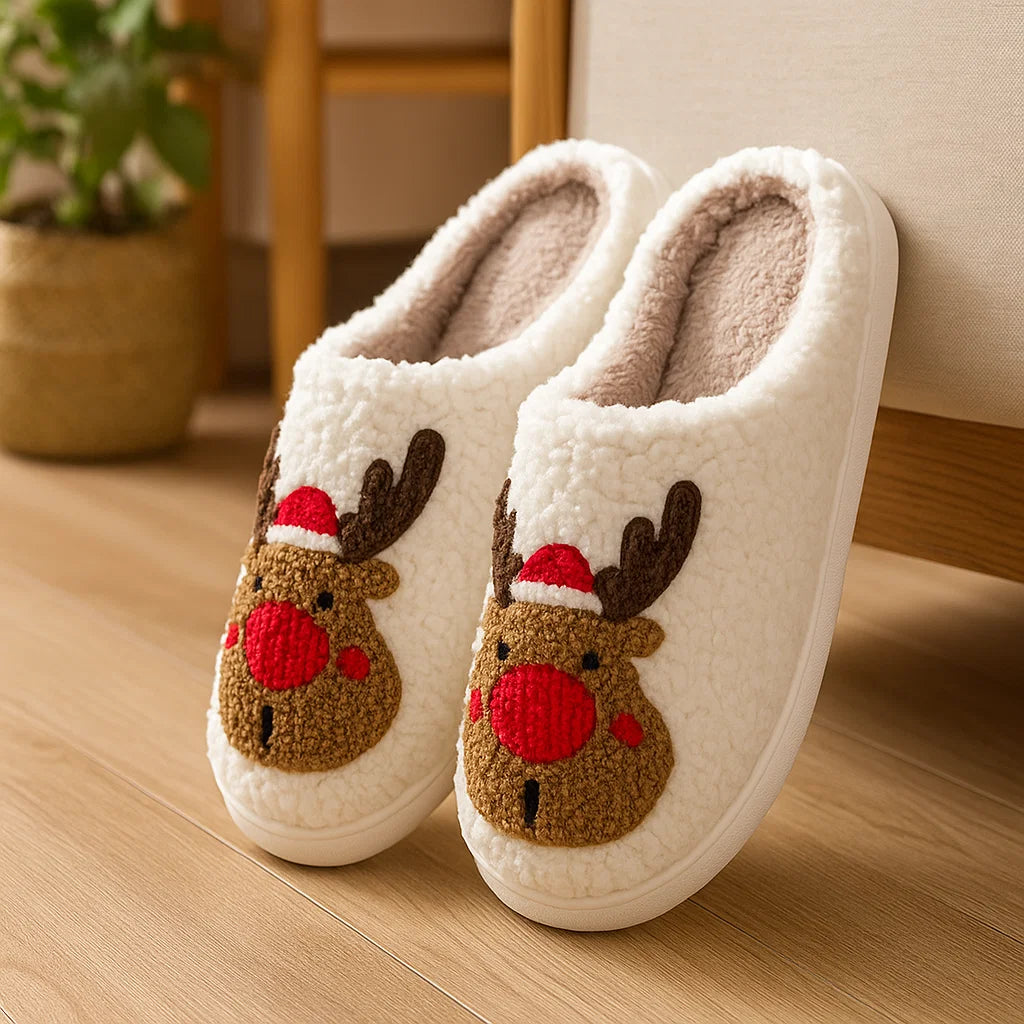 assets_task_01k4mvfj10e3hv7fzp4gsd461a_1757341633_img_0 Noordlicht– Warm&Feestelijk– Pluche Kerstpantoffels met motief Edelhert / 44-45 | Educatief Speelgoed - Afbeelding 1
