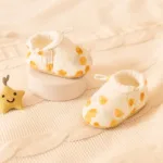 TinyTrend– Modieus&Licht– Pasgeboren Schoentjes Gele stippen / S (10 cm / 0–6 maanden) | Educatief Speelgoed