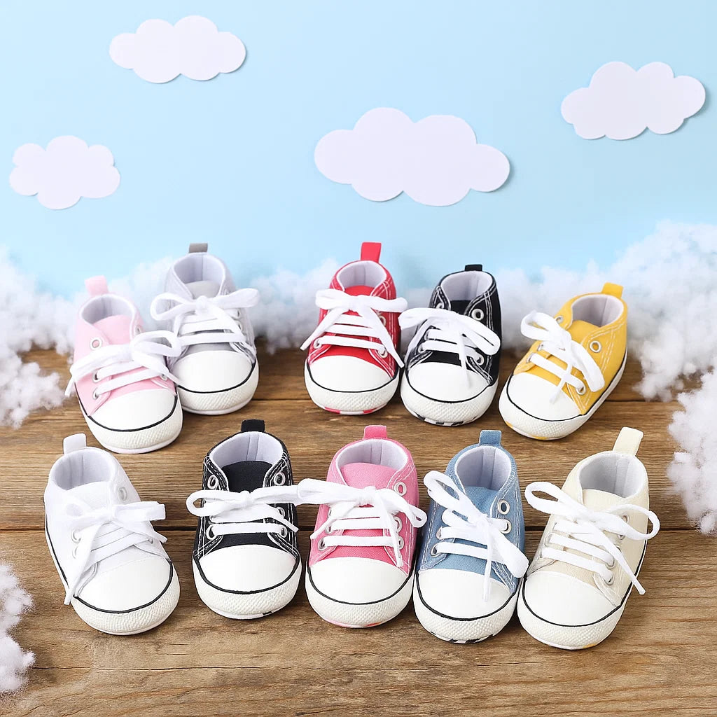 assets_task_01k6z66m4ke0nsyekffb9ctjqv_1759835899_img_0 BabyStride– Ademend&Flexibel–'Eerste stapjes'Sneakers Blauwe stippen fleece / 12 ( 6–12 maanden) | Educatief Speelgoed - Afbeelding 1