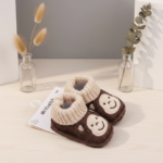 Mini Fashion– Gebreide Baby Sloffen (3-6 maanden) Brown Monkey | Educatief Speelgoed