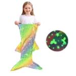 Mini Fashion™ - Glow in the Dark - Zeemeermin Slaapzak Regenboog - Met Vin | Educatief Speelgoed