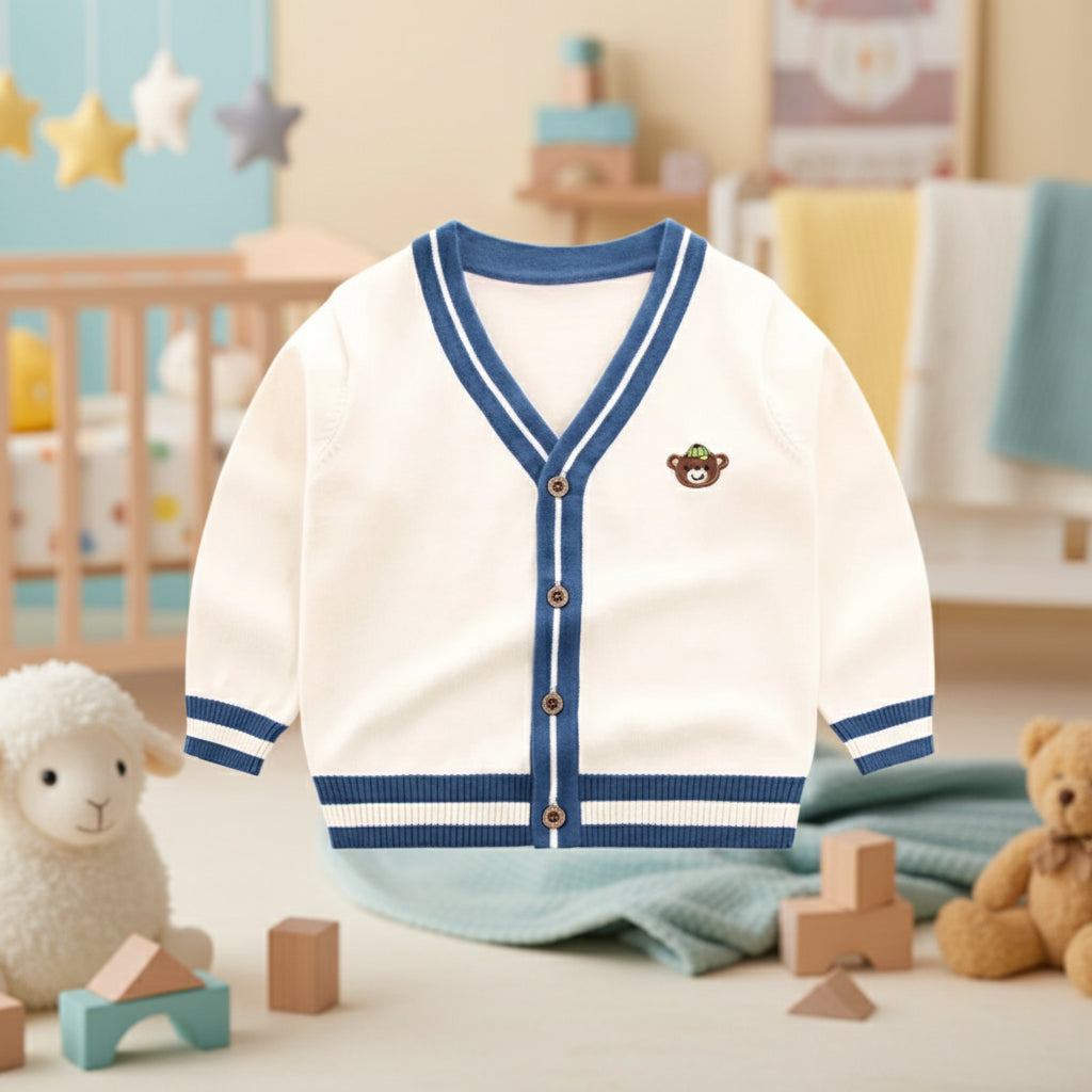 image_612_1760090837409-80926754-22674145-99056693_2 CozziWear– Warm&Trendy– Gebreid Vest met Beertjes Beige Wit / 100 (3 jaar) | Educatief Speelgoed - Afbeelding 1