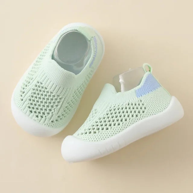 image_95__Kids_Shoes_Casual_Breathable_Infant_Baby_Children_Girls_Boys_Mesh_Sneakers_Soft_Bottom_Comfortable_Non_Slip_9 HappyFeet Comfy™ - Stevige antislipzool - Kinder Sneakers Groen / 15 (12-18 maanden) | Educatief Speelgoed - Afbeelding 1