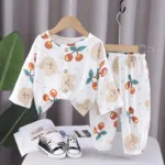 Mini Fashion™ - Luchtig Materiaal - Linnen Kleding Set Wit - Kersen / 80 (9-12 maanden) | Educatief Speelgoed